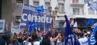 CONADU marchó al Congreso en unidad, frente a las políticas de ajuste del gobierno nacional
