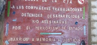 Baldosa por la Memoria en CTA-T en homenaje a lxs trabajadorxs víctimas del terrorismo de Estado